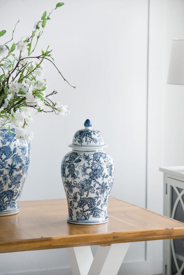 Blue & White Chinoiserie Lidded Ginger Jar - Small