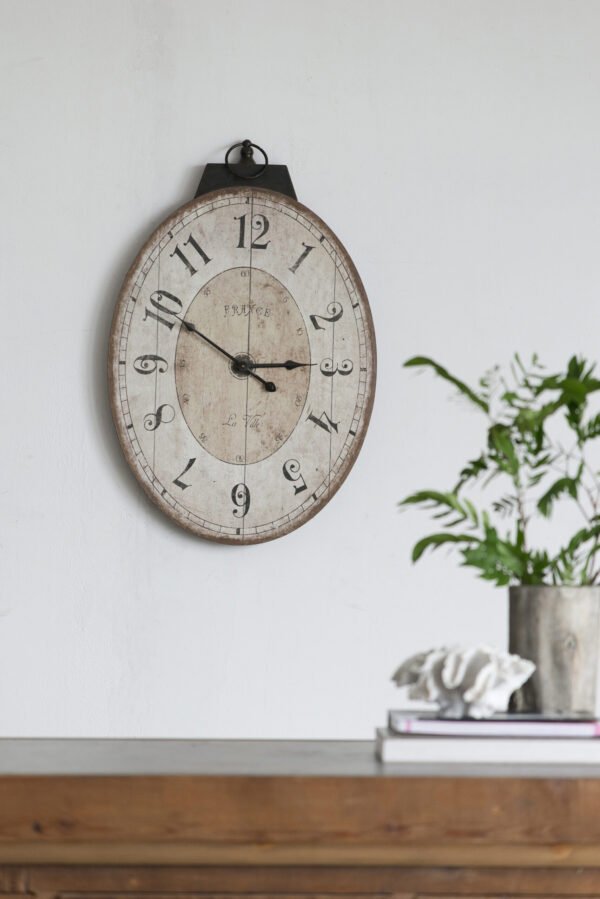 Oval Vintage-Inspired Wall Clock with Ring Detail