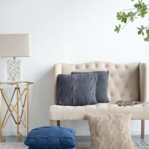 Pillows & Throws