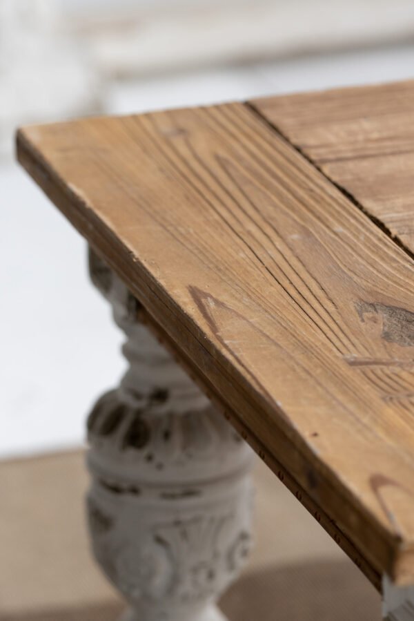 Vintage Farmhouse Coffee Table with Carved Legs and Lower Shelf - Image 3