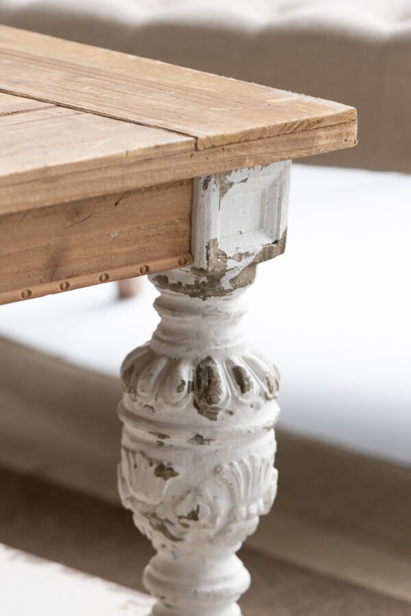 Vintage Farmhouse Coffee Table with Carved Legs and Lower Shelf - Image 4