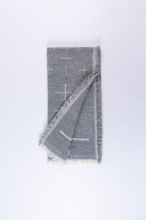 Amity Home Aron Throw