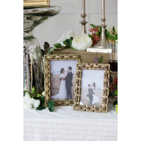 Gilded Link Chain Photo Frame - Image 3