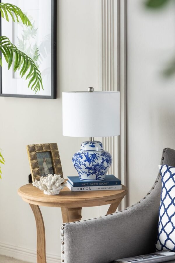 Rounded Chinoiserie Jar Lamp